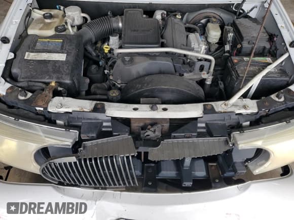 ✅ 2004 Buick Rainier CXL • VIN: 5GADS13S842292037 • Lot: 73081434. Wystawiony na Copart z przebiegiem 102 751 mil. Bezpłatny archiwum sprzedaży aukcyjnych z USA i szczegółowy raport historii pojazdu na DreamBid. Zdjęcie 14.