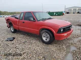 1997 Chevrolet S-10 LS с VIN 1GCCS1949V8145498, выставлен на аукционе Copart как лот 79633384 с пробегом 362 992 миль миль и Списание • Salvage title. История ставок и продаж доступна на DreamBid. Изображение 4.