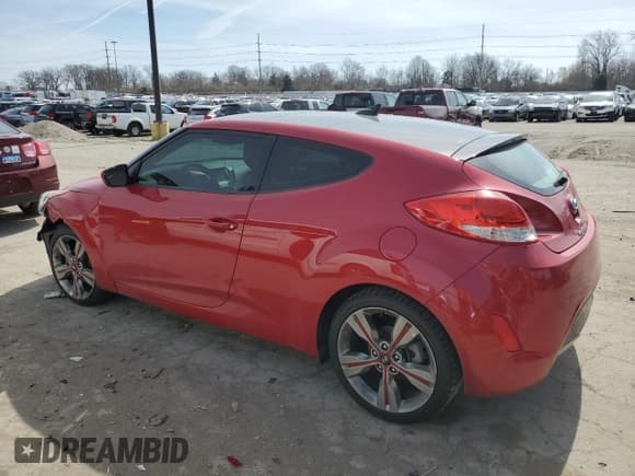 ✅ 2017 Hyundai Veloster • VIN: KMHTC6ADXHU321214 • Lot: 47024634. Wystawiony na Copart z przebiegiem 69 339 mil. Bezpłatny archiwum sprzedaży aukcyjnych z USA i szczegółowy raport historii pojazdu na DreamBid. Zdjęcie 2.