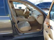 ✅ 2008 Mercedes-Benz E 350 Luxury • VIN: WDBUF56X98B343759 • Lot: 43503657. Wystawiony na IAAI z przebiegiem 138 038 mil. Bezpłatny archiwum sprzedaży aukcyjnych z USA i szczegółowy raport historii pojazdu na DreamBid. Zdjęcie 5.