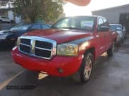 ✅ 2006 Dodge Dakota SLT • VIN: 1D7HE48N66S501330 • Lot: 43688359. Listed on IAAI with 199,726 mi. Free auction sales archive from the USA and detailed vehicle history report at DreamBid. Image 2.