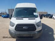 ✅ 2018 Ford Transit • VIN: 1FTYR2XM6JKA74123 • Lot: 41923975. Wystawiony na IAAI z przebiegiem 372 801 mil. Bezpłatny archiwum sprzedaży aukcyjnych z USA i szczegółowy raport historii pojazdu na DreamBid. Zdjęcie 12.