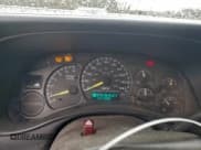 ✅ 2000 Chevrolet Silverado 1500 LS • VIN: 2GCEC19T1Y1314482 • Lot: 94380205. Wystawiony na Copart z przebiegiem 231 358 mil. Bezpłatny archiwum sprzedaży aukcyjnych z USA i szczegółowy raport historii pojazdu na DreamBid. Zdjęcie 9.