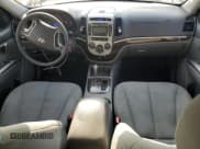 ✅ 2010 Hyundai Santa Fe GL • VIN: 5NMSG3AB1AH350194 • Lot: 50880575. Listed on Copart with 188,069 mi. Free auction sales archive from the USA and detailed vehicle history report at DreamBid. Image 8.