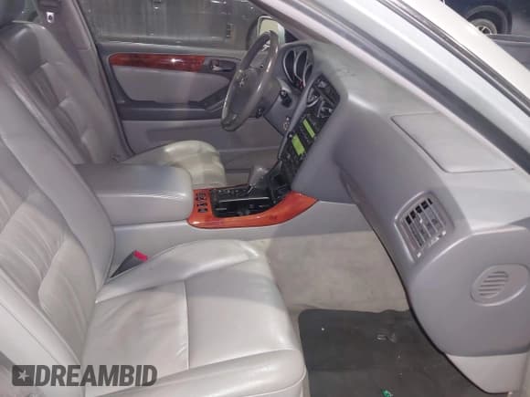 ✅ 2001 Lexus GS 300 • VIN: JT8BD69S510146575 • Лот: 41591287. Опубликован ранее на IAAI с пробегом 82 649 миль. Бесплатный доступ к архиву аукционных продаж из США и подробный отчёт об истории автомобиля на DreamBid. Изображение 5.