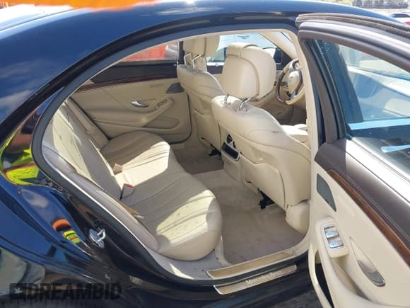 ✅ 2014 Mercedes-Benz S 550 • VIN: WDDUG8CB9EA029741 • Lot: 42918600. Listed on IAAI with 118,055 mi. Free auction sales archive from the USA and detailed vehicle history report at DreamBid. Image 8.