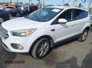 ✅ 2017 Ford Escape SE • VIN: 1FMCU0GD9HUD20265 • Lot: 41389092. Wystawiony na IAAI z przebiegiem 66 778 mil. Bezpłatny archiwum sprzedaży aukcyjnych z USA i szczegółowy raport historii pojazdu na DreamBid. Zdjęcie 2.