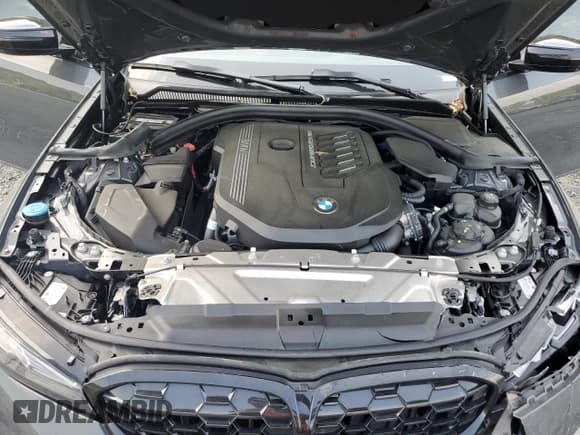 ✅ 2024 BMW 3 Series M340i xDrive • VIN: 3MW49FF08R8E11972 • Lot: 60033225. Wystawiony na Copart z przebiegiem 14 869 mil. Bezpłatny archiwum sprzedaży aukcyjnych z USA i szczegółowy raport historii pojazdu na DreamBid. Zdjęcie 11.