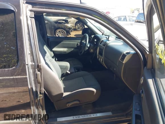 ✅ 2008 Chevrolet Colorado • VIN: 1GCCS399088199557 • Лот: 43428875. Опубликован ранее на IAAI с пробегом 367 530 миль. Бесплатный доступ к архиву аукционных продаж из США и подробный отчёт об истории автомобиля на DreamBid. Изображение 5.