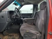 ✅ 2001 GMC Sierra 2500HD • VIN: 1GTHK24161E324778 • Lot: 84440375. Wystawiony na Copart z przebiegiem 274 223 mil. Bezpłatny archiwum sprzedaży aukcyjnych z USA i szczegółowy raport historii pojazdu na DreamBid. Zdjęcie 7.