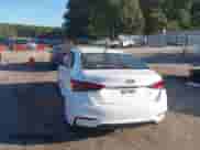 2019 Hyundai Accent SE z VIN 3KPC24A30KE042153, wystawiony jako IAAI lot #43367466 z przebiegiem 114 895 mil mil oraz . Historia ofert i sprzedaży dostępna na DreamBid. Obrazek 3.