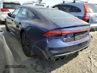 ✅ 2020 Audi S7 Prestige • VIN: WAUSFAF20LN090180 • Лот: 47747904. Опубликован ранее на Copart с пробегом 32 562 миль. Бесплатный доступ к архиву аукционных продаж из США и подробный отчёт об истории автомобиля на DreamBid. Изображение 2.