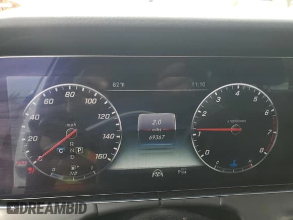 ✅ 2018 Mercedes-Benz E 400 • VIN: WDDZF6GB8JA381484 • Lot: 59561525. Listed on Copart with 69,367 mi. Free auction sales archive from the USA and detailed vehicle history report at DreamBid. Image 9.