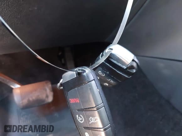 ✅ 2015 Jeep Grand Cherokee Laredo • VIN: 1C4RJEAG5FC727879 • Lot: 43137127. Listed on IAAI with 170,748 mi. Free auction sales archive from the USA and detailed vehicle history report at DreamBid. Image 11.