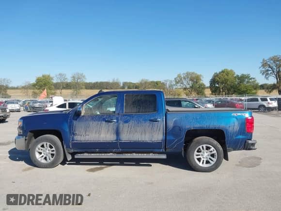 2017 Chevrolet Silverado 1500 LT с VIN 3GCUKREC3HG214538, выставлен на аукционе IAAI как лот 43370114 с пробегом 164 457 миль миль и . История ставок и продаж доступна на DreamBid. Изображение 14.