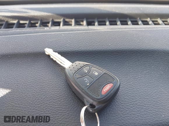 ✅ 2017 Jeep Wrangler Unlimited Rubicon • VIN: 1C4BJWFG6HL588963 • Лот: 43218333. Опубликован ранее на IAAI с пробегом 87 816 миль. Бесплатный доступ к архиву аукционных продаж из США и подробный отчёт об истории автомобиля на DreamBid. Изображение 11.