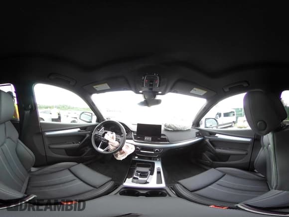 ✅ 2025 Audi Q5 S line Premium Plus • VIN: WA1EAAFY6S2024939 • Lot: 42719518. Listed on IAAI with 1,138 mi. Free auction sales archive from the USA and detailed vehicle history report at DreamBid. Image 17.