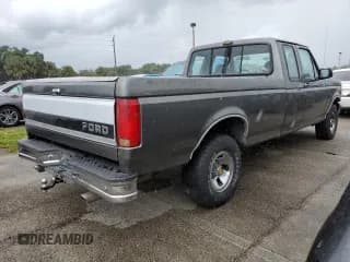 ✅ 1993 Ford F-150 • VIN: 1FTEX15H0PKA52944 • Lot: 74139234. Wystawiony na Copart z przebiegiem Nie podano. Bezpłatny archiwum sprzedaży aukcyjnych z USA i szczegółowy raport historii pojazdu na DreamBid. Zdjęcie 3.