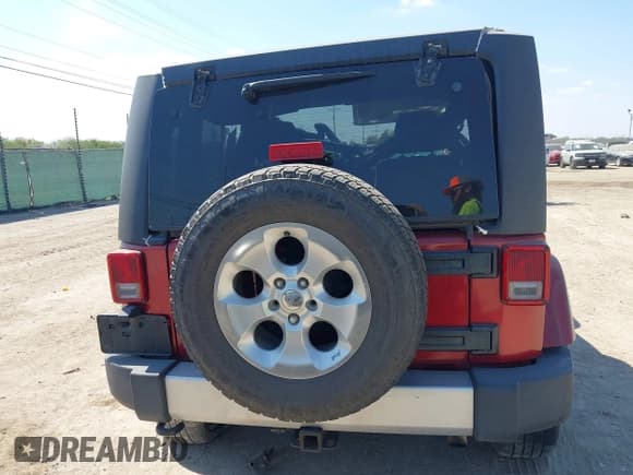 ✅ 2011 Jeep Wrangler Sahara • VIN: 1J4GA5D16BL612775 • Лот: 43456824. Опубликован ранее на IAAI с пробегом 183 692 миль. Бесплатный доступ к архиву аукционных продаж из США и подробный отчёт об истории автомобиля на DreamBid. Изображение 16.