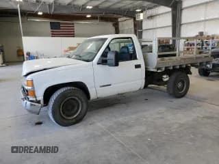 ✅ 1999 Chevrolet Silverado 2500 • VIN: 1GCGC24R4XR703777 • Lot: 57389315. Wystawiony na Copart z przebiegiem 276 651 mil. Bezpłatny archiwum sprzedaży aukcyjnych z USA i szczegółowy raport historii pojazdu na DreamBid. Zdjęcie 1.