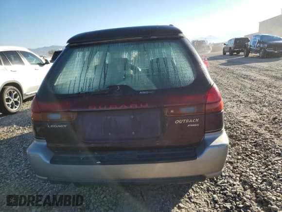 ✅ 1999 Subaru Legacy Outback • VIN: 4S3BG6856X7647558 • Лот: 76606464. Опубликован ранее на Copart с пробегом 138 971 миль. Бесплатный доступ к архиву аукционных продаж из США и подробный отчёт об истории автомобиля на DreamBid. Изображение 6.