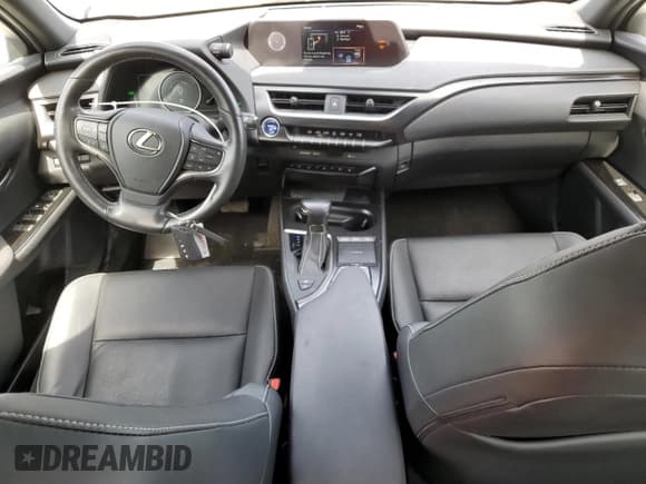 ✅ 2020 Lexus UX 250h • VIN: JTHP9JBH6L2032942 • Lot: 56675505. Wystawiony na Copart z przebiegiem 22 295 mil. Bezpłatny archiwum sprzedaży aukcyjnych z USA i szczegółowy raport historii pojazdu na DreamBid. Zdjęcie 8.