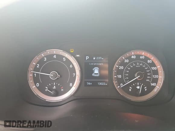 ✅ 2022 Hyundai Venue SE • VIN: KMHRB8A35NU199972 • Лот: 84612904. Опубликован ранее на Copart с пробегом 13 022 миль. Бесплатный доступ к архиву аукционных продаж из США и подробный отчёт об истории автомобиля на DreamBid. Изображение 9.