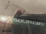 ✅ 2023 Cadillac Escalade 4WD Premium Luxury Platinum • VIN: 1GYS4DKL0PR438657 • Лот: 43675061. Опубликован ранее на IAAI с пробегом Не указан. Бесплатный доступ к архиву аукционных продаж из США и подробный отчёт об истории автомобиля на DreamBid. Изображение 9.