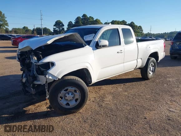 ✅ 2017 Toyota Tacoma SR • VIN: 5TFRX5GN8HX081639 • Lot: 43474613. Listed on IAAI with 51,646 mi. Free auction sales archive from the USA and detailed vehicle history report at DreamBid. Image 23.