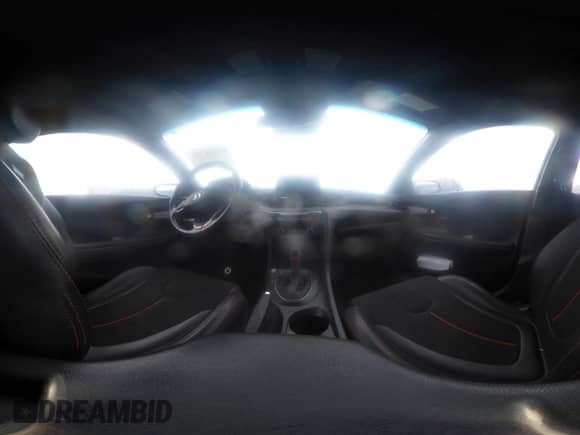 2019 Hyundai Veloster Premium z VIN KMHTG6AF0KU019038, wystawiony jako IAAI lot #41236750 z przebiegiem 83 164 mil mil oraz . Historia ofert i sprzedaży dostępna na DreamBid. Obrazek 18.