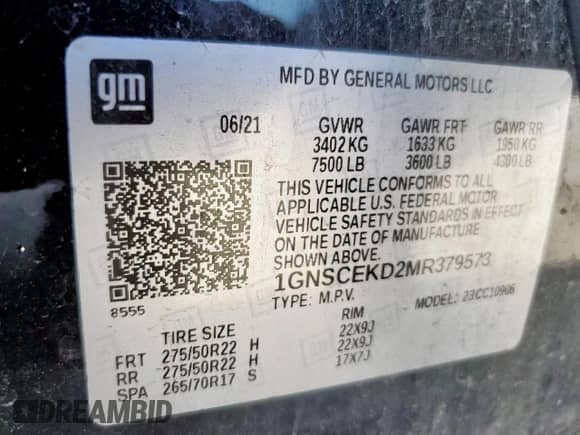 ✅ 2021 Chevrolet Suburban RST • VIN: 1GNSCEKD2MR379573 • Lot: 67044175. Wystawiony na Copart z przebiegiem 126 866 mil. Bezpłatny archiwum sprzedaży aukcyjnych z USA i szczegółowy raport historii pojazdu na DreamBid. Zdjęcie 14.