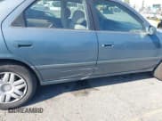 ✅ 2000 Toyota Camry CE • VIN: JT2BG22K8Y0531501 • Lot: 43131269. Listed on IAAI with 178,351 mi. Free auction sales archive from the USA and detailed vehicle history report at DreamBid. Image 17.