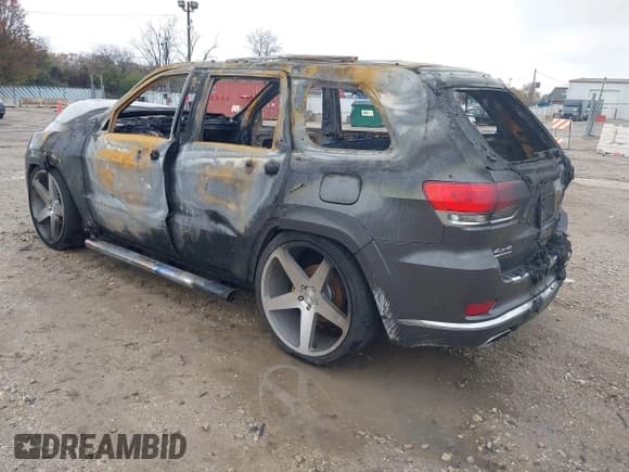 ✅ 2015 Jeep Grand Cherokee Summit • VIN: 1C4RJFJM4FC705593 • Lot: 40864637. Listed on IAAI with Not provided. Free auction sales archive from the USA and detailed vehicle history report at DreamBid. Image 3.