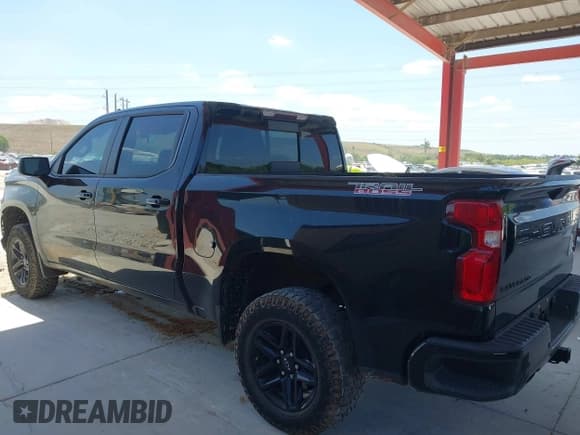 ✅ 2021 Chevrolet Silverado 1500 LT Trail Boss • VIN: 3GCPYFEL8MG302487 • Lot: 42066570. Wystawiony na IAAI z przebiegiem 20 038 mil. Bezpłatny archiwum sprzedaży aukcyjnych z USA i szczegółowy raport historii pojazdu na DreamBid. Zdjęcie 14.
