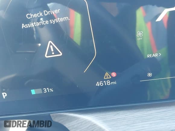 ✅ 2024 Kia EV9 Land • VIN: KNDADFS5XR6034686 • Лот: 41219507. Опубликован ранее на IAAI с пробегом 4 618 миль. Бесплатный доступ к архиву аукционных продаж из США и подробный отчёт об истории автомобиля на DreamBid. Изображение 16.