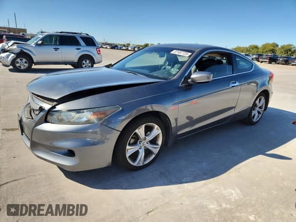 ✅ 2012 Honda Accord EX-L • VIN: 1HGCS2B84CA005997 • Lot: 87487725. Listed on Copart with 88,026 mi. Free auction sales archive from the USA and detailed vehicle history report at DreamBid. Image 1.