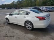 ✅ 2015 Nissan Altima S • VIN: 1N4AL3AP7FN350221 • Лот: 84028075. Опубликован ранее на Copart с пробегом 142 403 миль. Бесплатный доступ к архиву аукционных продаж из США и подробный отчёт об истории автомобиля на DreamBid. Изображение 2.