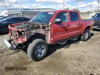 ✅ 2013 Toyota Tacoma PreRunner • VIN: 3TMJU4GN0DM152056 • Lot: 92695345. Listed on Copart with 150,386 mi. Free auction sales archive from the USA and detailed vehicle history report at DreamBid. Image 1.