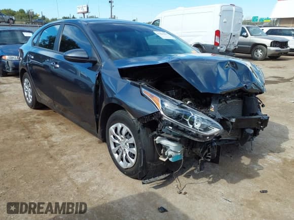✅ 2021 Kia Forte LXS • VIN: 3KPF24AD9ME381373 • Lot: 43461667. Listed on IAAI with 32,197 mi. Free auction sales archive from the USA and detailed vehicle history report at DreamBid. Image 1.