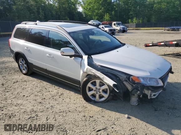 ✅ 2012 Volvo XC70 3.2L • VIN: YV4952BZ0C1130887 • Lot: 56226605. Listed on Copart with 103,910 mi. Free auction sales archive from the USA and detailed vehicle history report at DreamBid. Image 4.