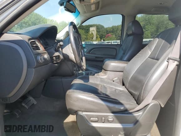 ✅ 2009 GMC Yukon SLT 4SB • VIN: 1GKFK33099R241425 • Lot: 67950325. Listed on Copart with 164,107 mi. Free auction sales archive from the USA and detailed vehicle history report at DreamBid. Image 7.