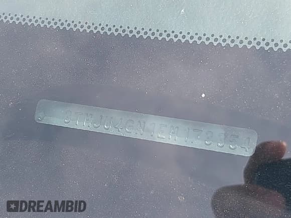 ✅ 2014 Toyota Tacoma PreRunner • VIN: 3TMJU4GN1EM173354 • Lot: 42021686. Listed on IAAI with 101,138 mi. Free auction sales archive from the USA and detailed vehicle history report at DreamBid. Image 18.