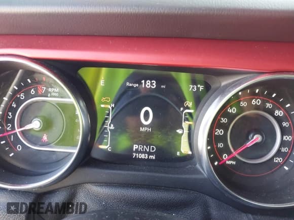 ✅ 2020 Jeep Wrangler Unlimited Rubicon • VIN: 1C4HJXFG9LW106607 • Lot: 41908295. Wystawiony na IAAI z przebiegiem 71 083 mil. Bezpłatny archiwum sprzedaży aukcyjnych z USA i szczegółowy raport historii pojazdu na DreamBid. Zdjęcie 7.