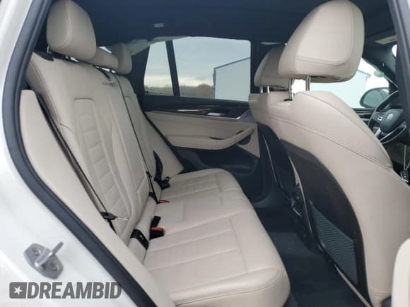 ✅ 2018 BMW X3 xDrive30i • VIN: 5UXTR9C54JLC72678 • Лот: 92483405. Опубликован ранее на Copart с пробегом 72 321 миль. Бесплатный доступ к архиву аукционных продаж из США и подробный отчёт об истории автомобиля на DreamBid. Изображение 11.