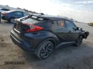 ✅ 2022 Toyota C-HR XLE • VIN: NMTKHMBX9NR143700 • Лот: 70528285. Опубликован ранее на Copart с пробегом Не указан. Бесплатный доступ к архиву аукционных продаж из США и подробный отчёт об истории автомобиля на DreamBid. Изображение 3.