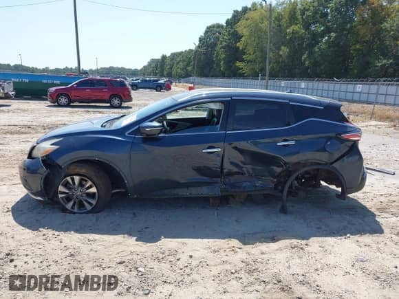 2015 Nissan Murano Platinum with VIN 5N1AZ2MH3FN272443, listed as a IAAI auction lot 43205424 with 147,455 mi miles and . Bid and sale history available at DreamBid. Image 6.