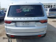 ✅ 2022 Jeep Wagoneer Series III • VIN: 1C4SJUDT5NS160825 • Лот: 42675535. Опубликован ранее на IAAI с пробегом Не указан. Бесплатный доступ к архиву аукционных продаж из США и подробный отчёт об истории автомобиля на DreamBid. Изображение 16.