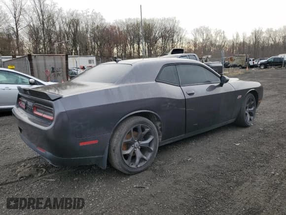 ✅ 2018 Dodge Challenger T/A • VIN: 2C3CDZBT6JH259610 • Lot: 47901004. Wystawiony na Copart z przebiegiem 110 027 mil. Bezpłatny archiwum sprzedaży aukcyjnych z USA i szczegółowy raport historii pojazdu na DreamBid. Zdjęcie 3.