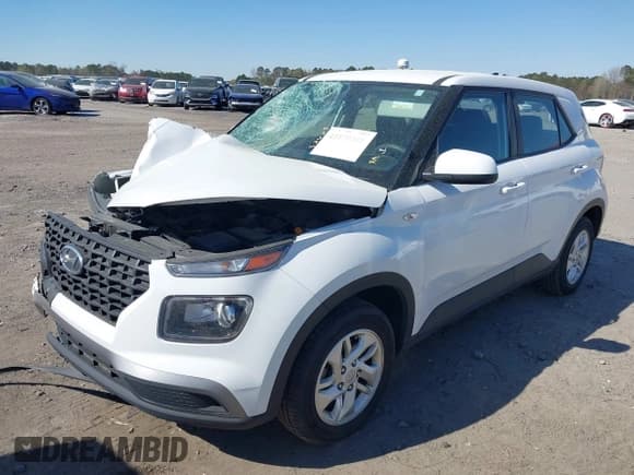 ✅ 2022 Hyundai Venue SE • VIN: KMHRB8A34NU177784 • Lot: 41879368. Listed on IAAI with 42,525 mi. Free auction sales archive from the USA and detailed vehicle history report at DreamBid. Image 2.