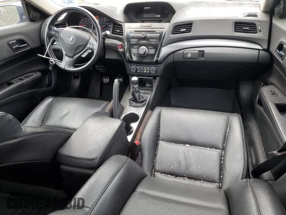 ✅ 2014 Acura ILX Premium • VIN: 19VDE2E51EE000261 • Lot: 57121415. Wystawiony na Copart z przebiegiem 135 886 mil. Bezpłatny archiwum sprzedaży aukcyjnych z USA i szczegółowy raport historii pojazdu na DreamBid. Zdjęcie 8.